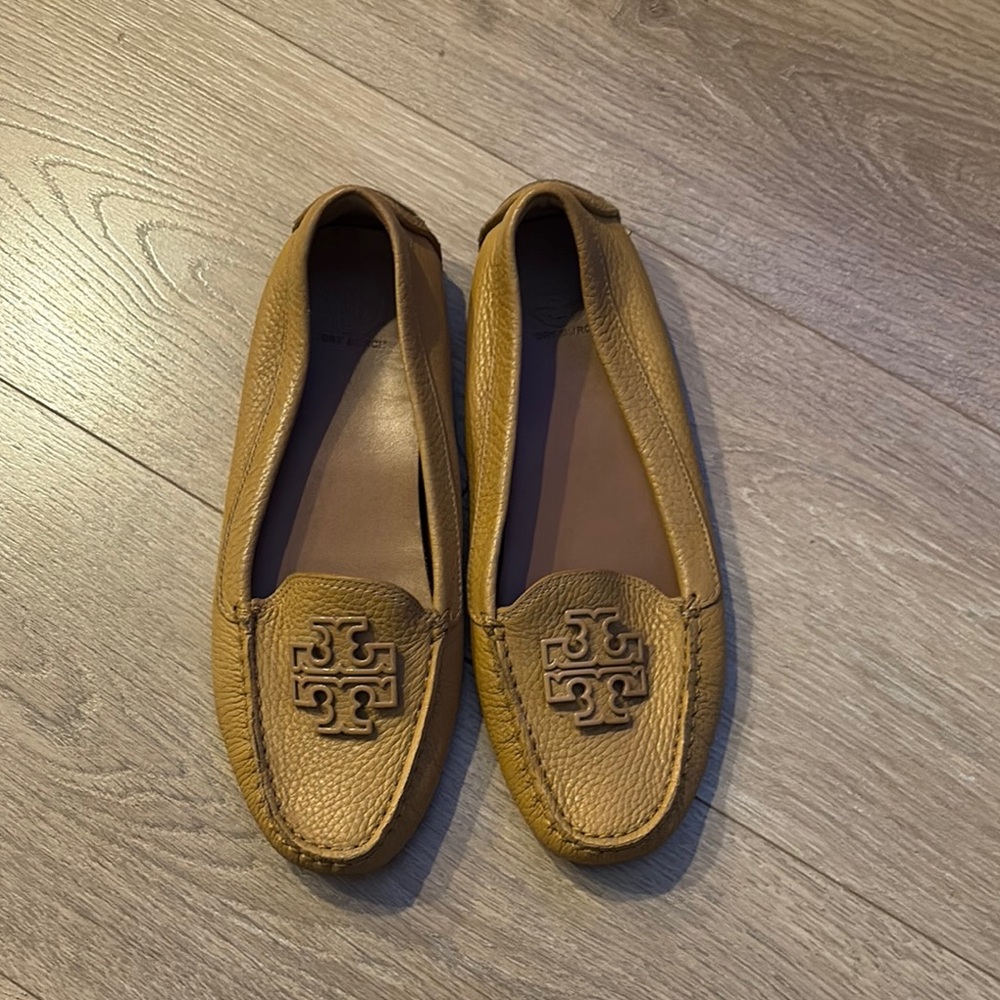Tory Burch Tan Leather Loafers